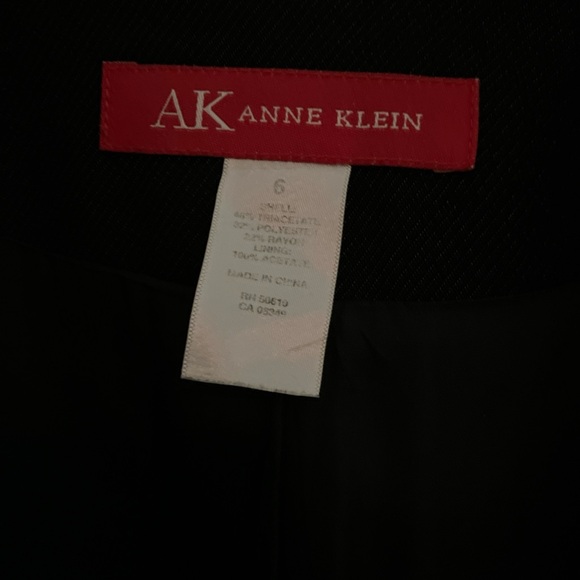 Women’s Vintage Anne Klein Black Long Sleeve Button Blazer Jacket 6 Shoulder Pad - Picture 3 of 5